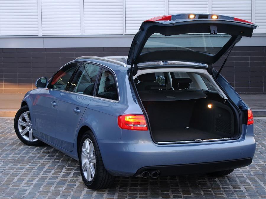 Багажник Audi A4 2.0 TDI Avant (B8, 8K) 2008 года  (фото 6 из 22)